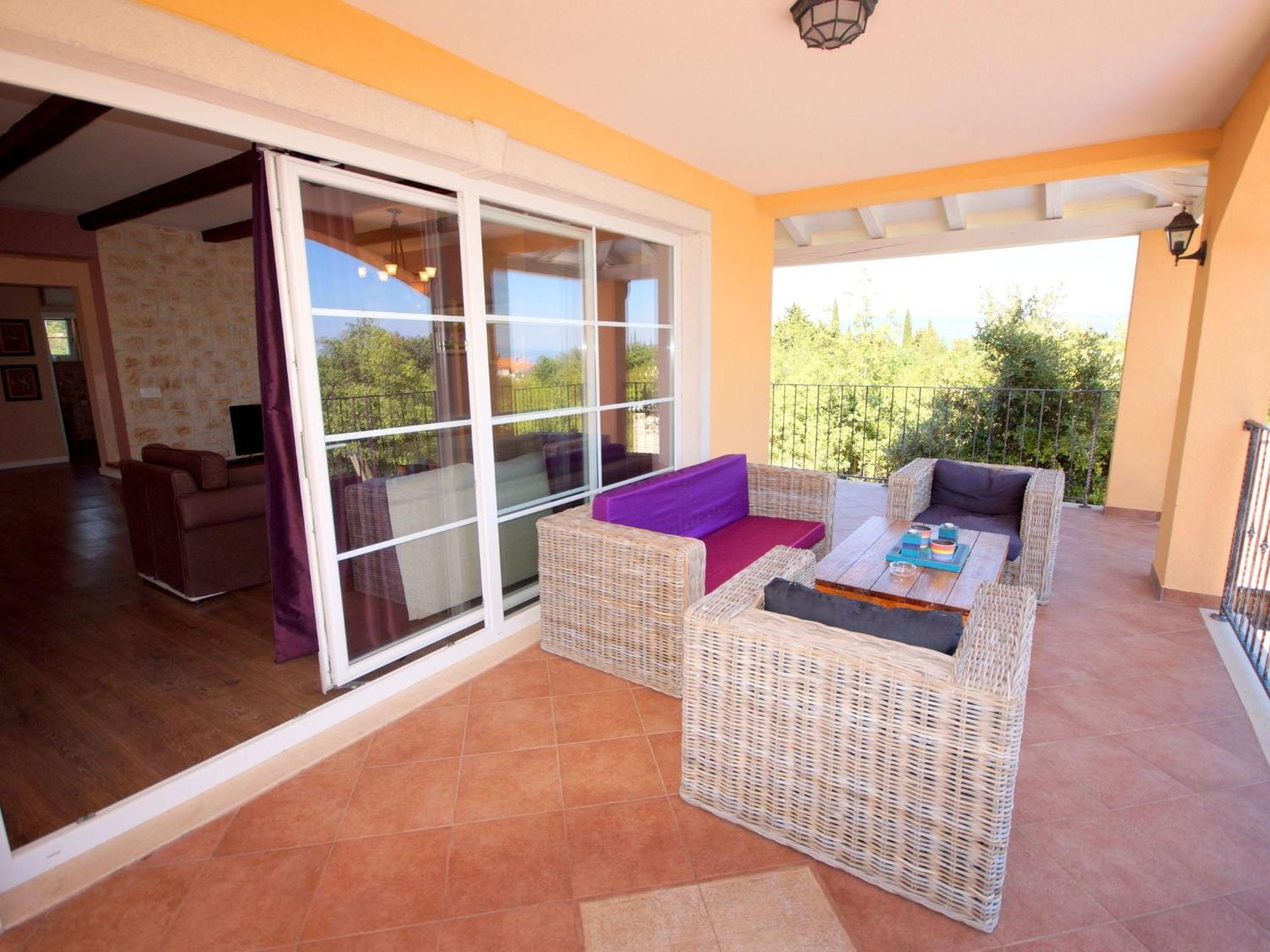 Lovely Villa With Pool, Wellness And Fenced Garden Rakalj Buitenkant foto