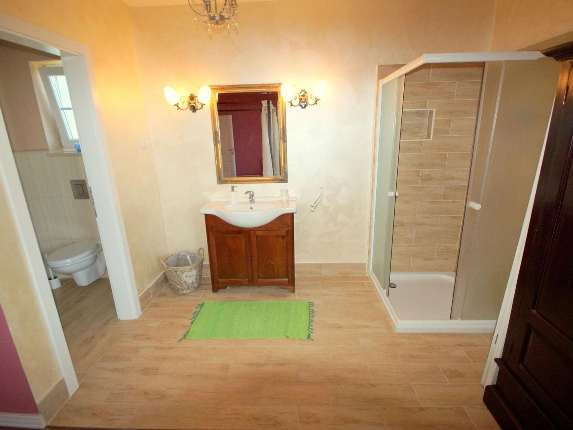 Lovely Villa With Pool, Wellness And Fenced Garden Rakalj Buitenkant foto