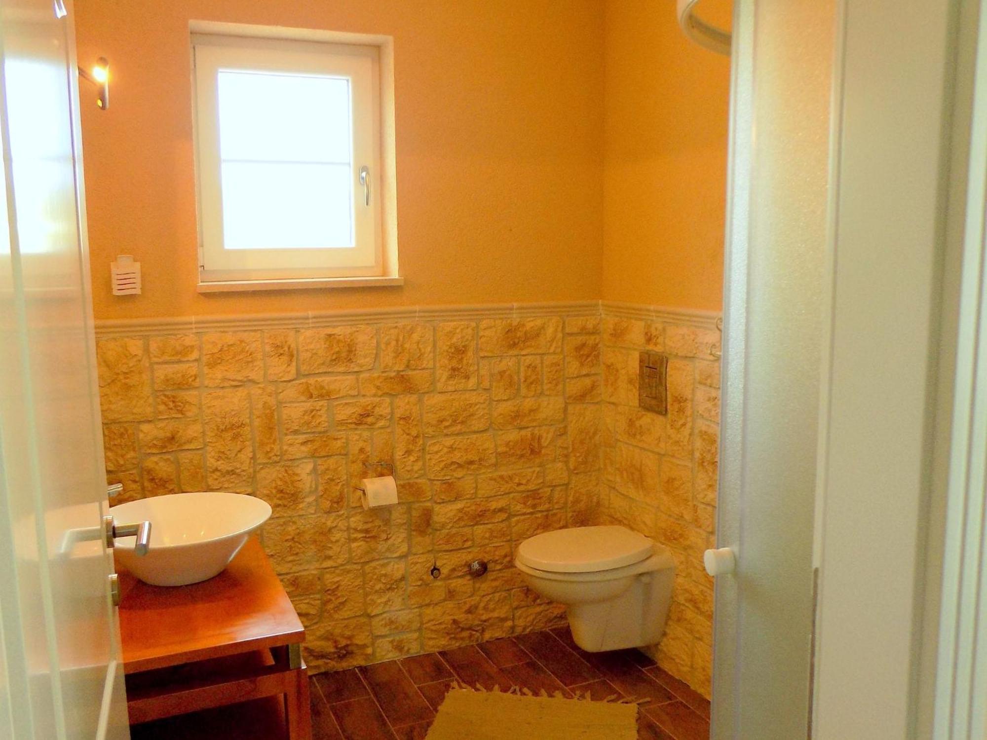Lovely Villa With Pool, Wellness And Fenced Garden Rakalj Buitenkant foto